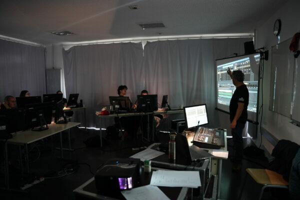 Consoles EOS - Régisseurs lumière/vidéo / ©Nadia L - ISTS