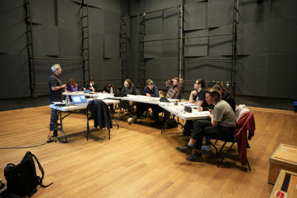 Travail en hauteur - Régisseurs son/vidéo / ©Nadia L - ISTS