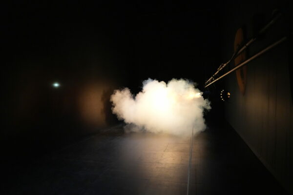 Jet de fumée sur le plateau